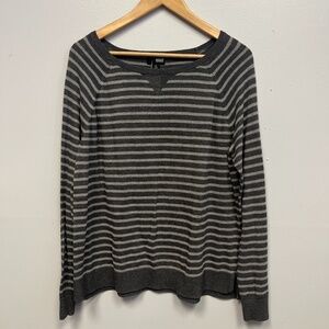 0124-137 Ana Grey striped Sweater
